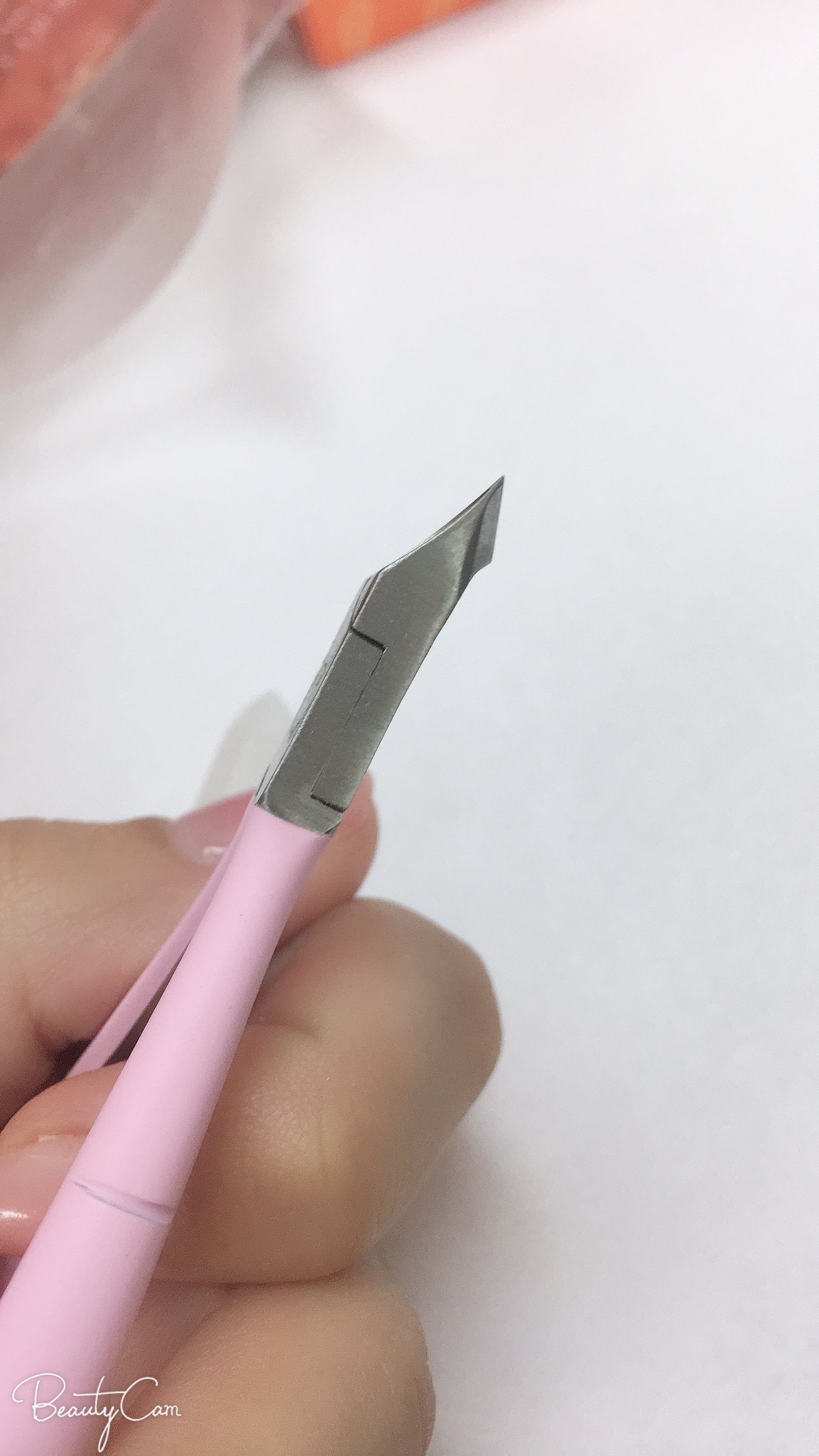 Pink cuticle nipper!~ new 2019 (Cuticle Nippers Stainless Steel Cuticle Clippers Cutter Remover Pedicure Manicure Nail Tool)