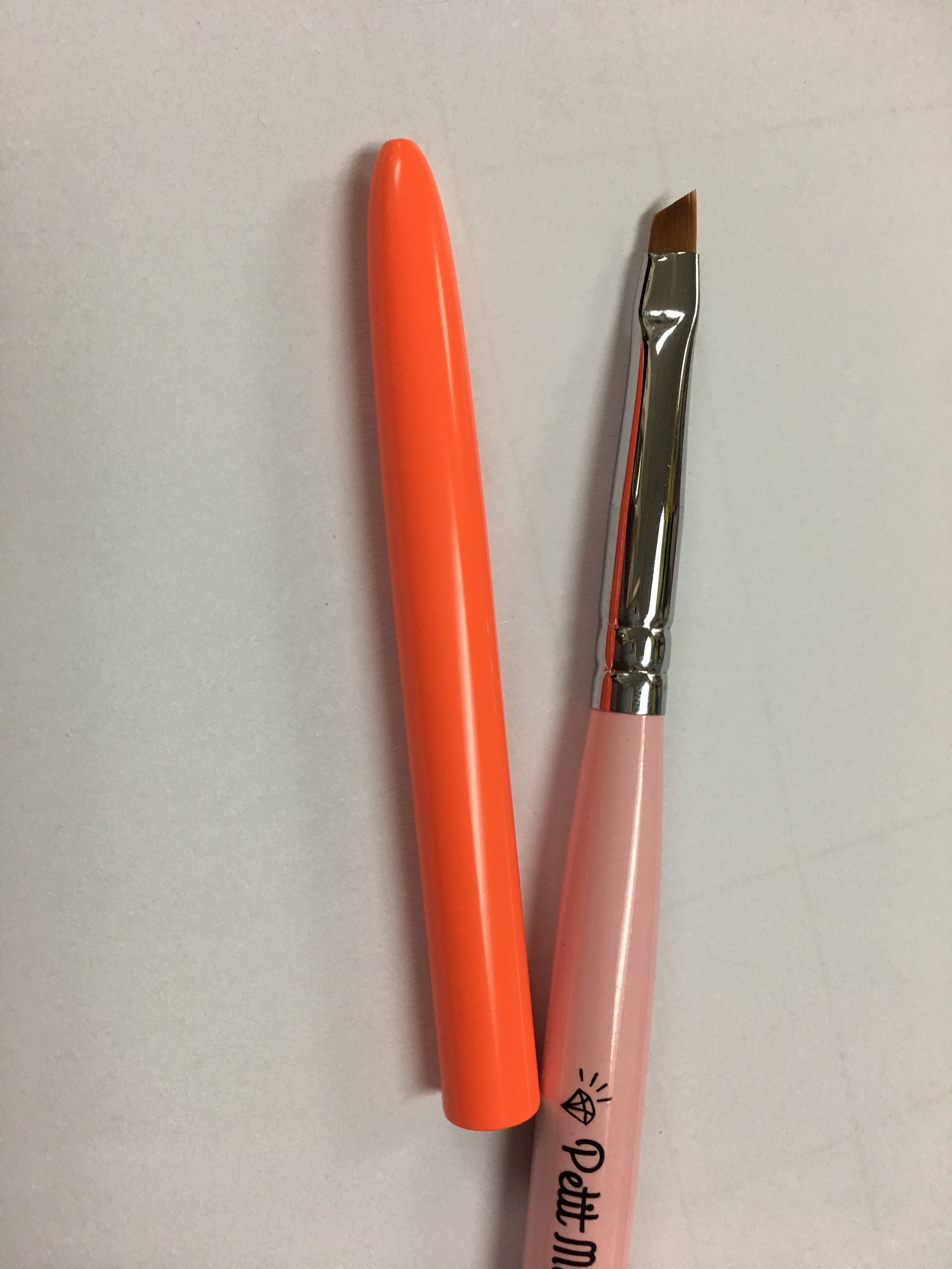 Petit Macaroon, orange (one stroke nail art brush)