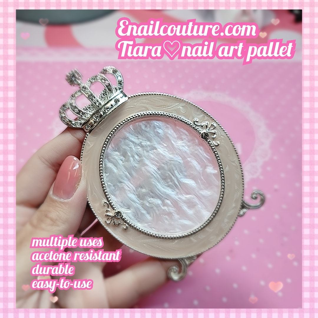 Tiara Nail Art Pallet (Nail Art Palettes Crown Shape Nail Mixing Palette Golden Polish Color Mixing Plate Nail Art Display Board Drawing Plates Cosmetic Mixing Tools for Women Silver)